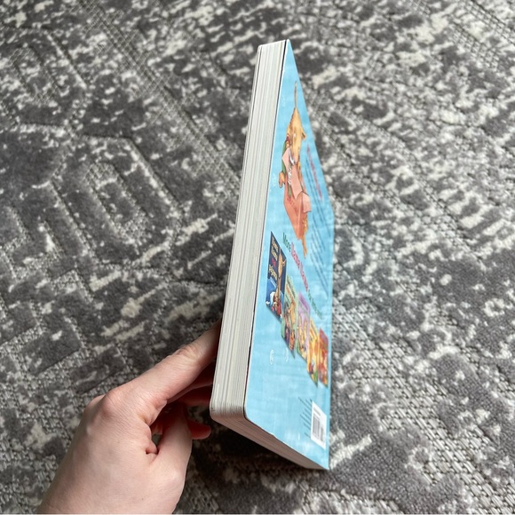 🎄2 Llama Llama Christmas board books - Picture 7 of 11